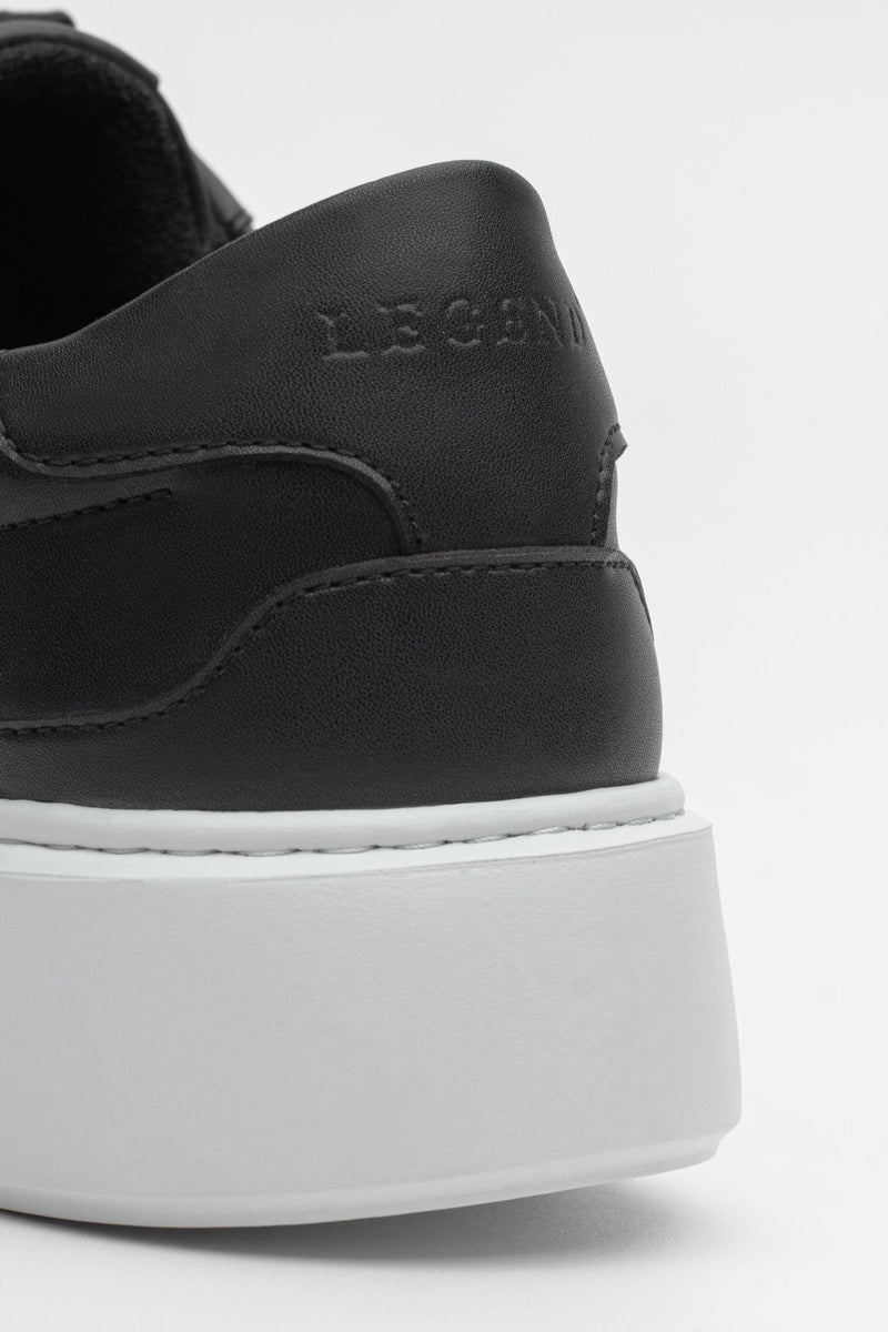 LEATHER TRAINER - BLACK