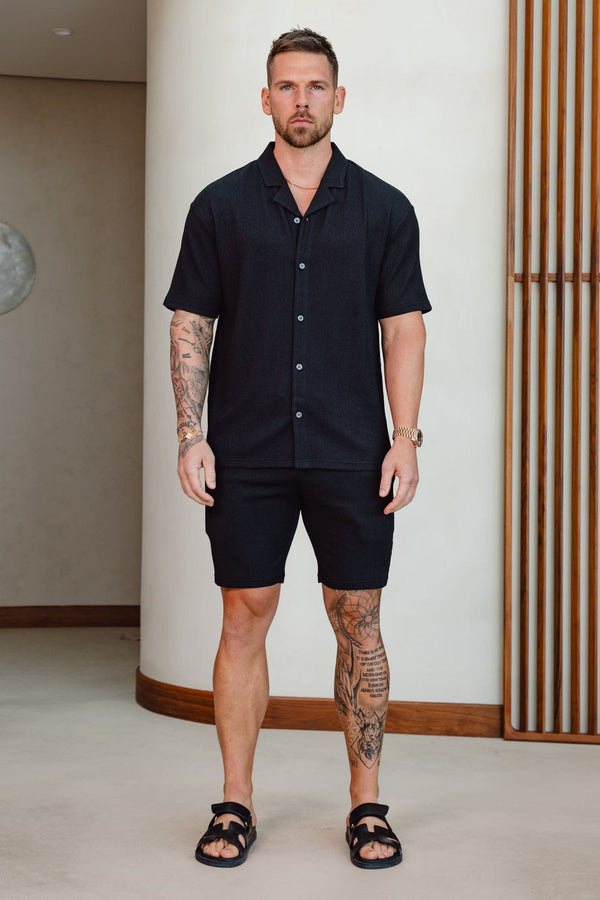 TEXTURED SHORTS - BLACK