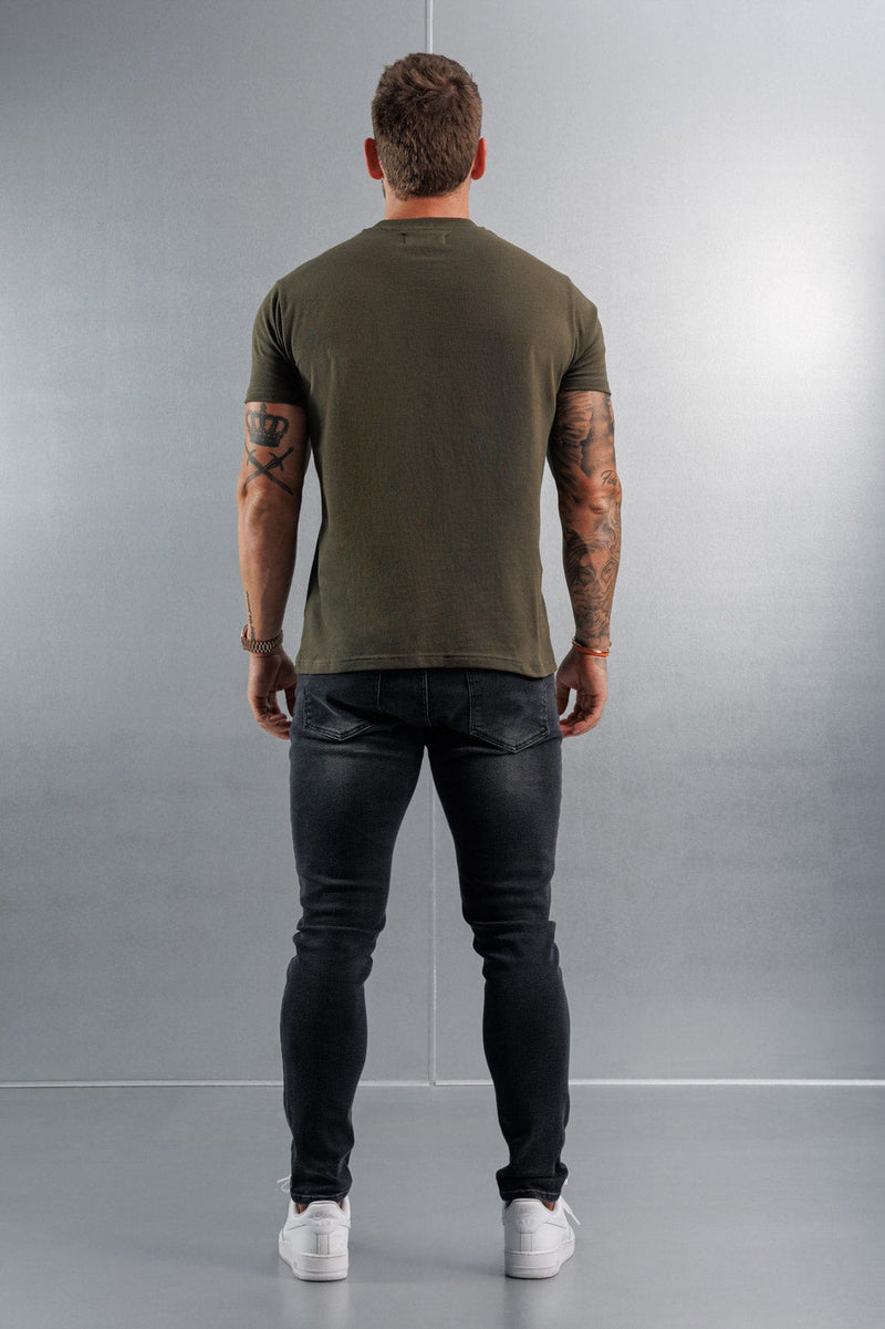 PREMIUM BASICS T-SHIRT - ARMY GREEN